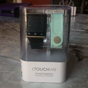 BRAND NEW smartwatch